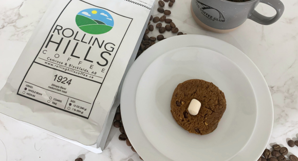 APRIL 2023 UNBOXING - COFFEE ROASTER & SNACK OF THE MONTH
